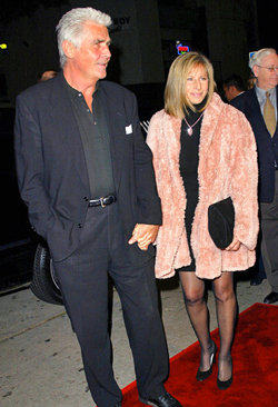 Brolin and Streisand at premiere